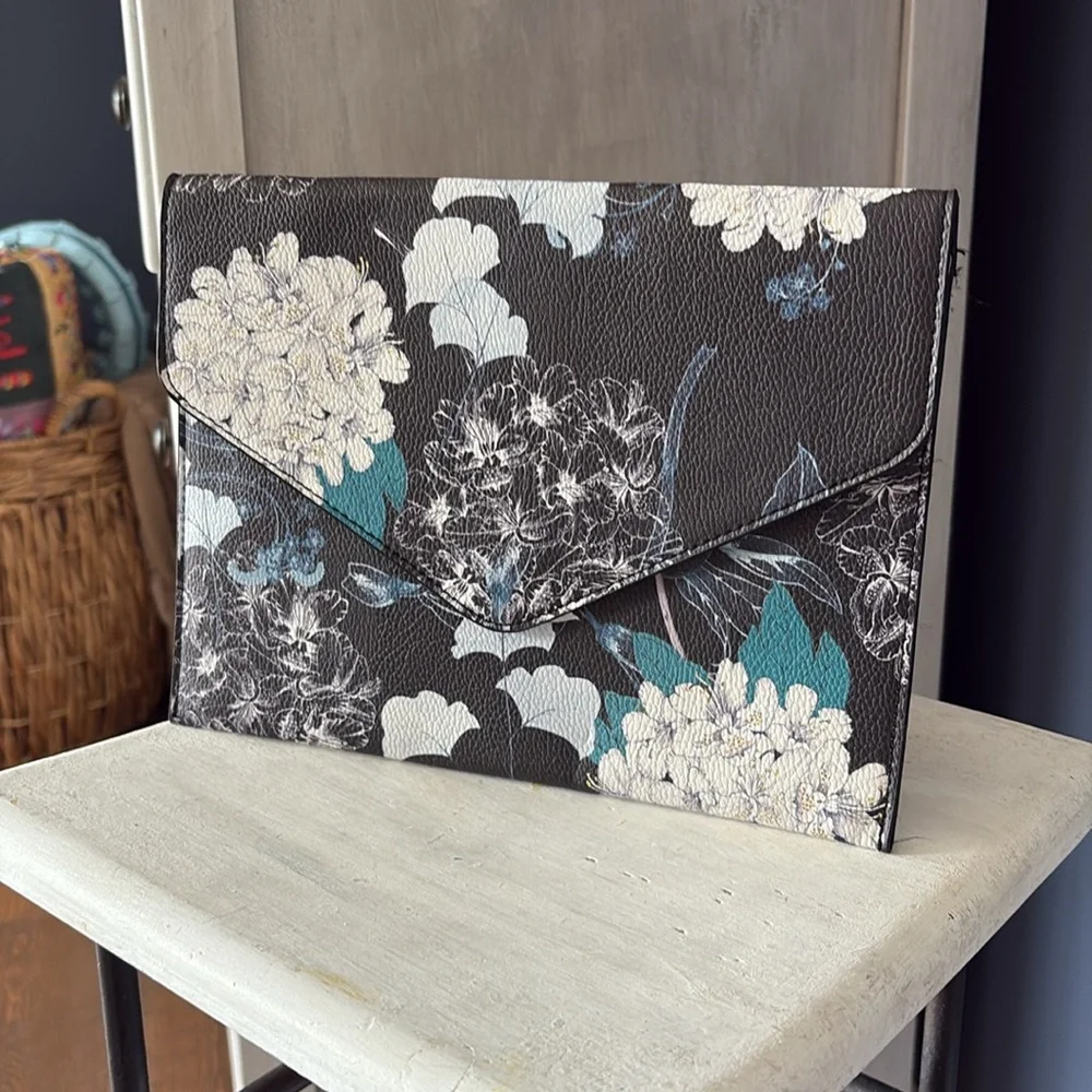 DESIGUAL Leather Clutch - Picture 2 of 4